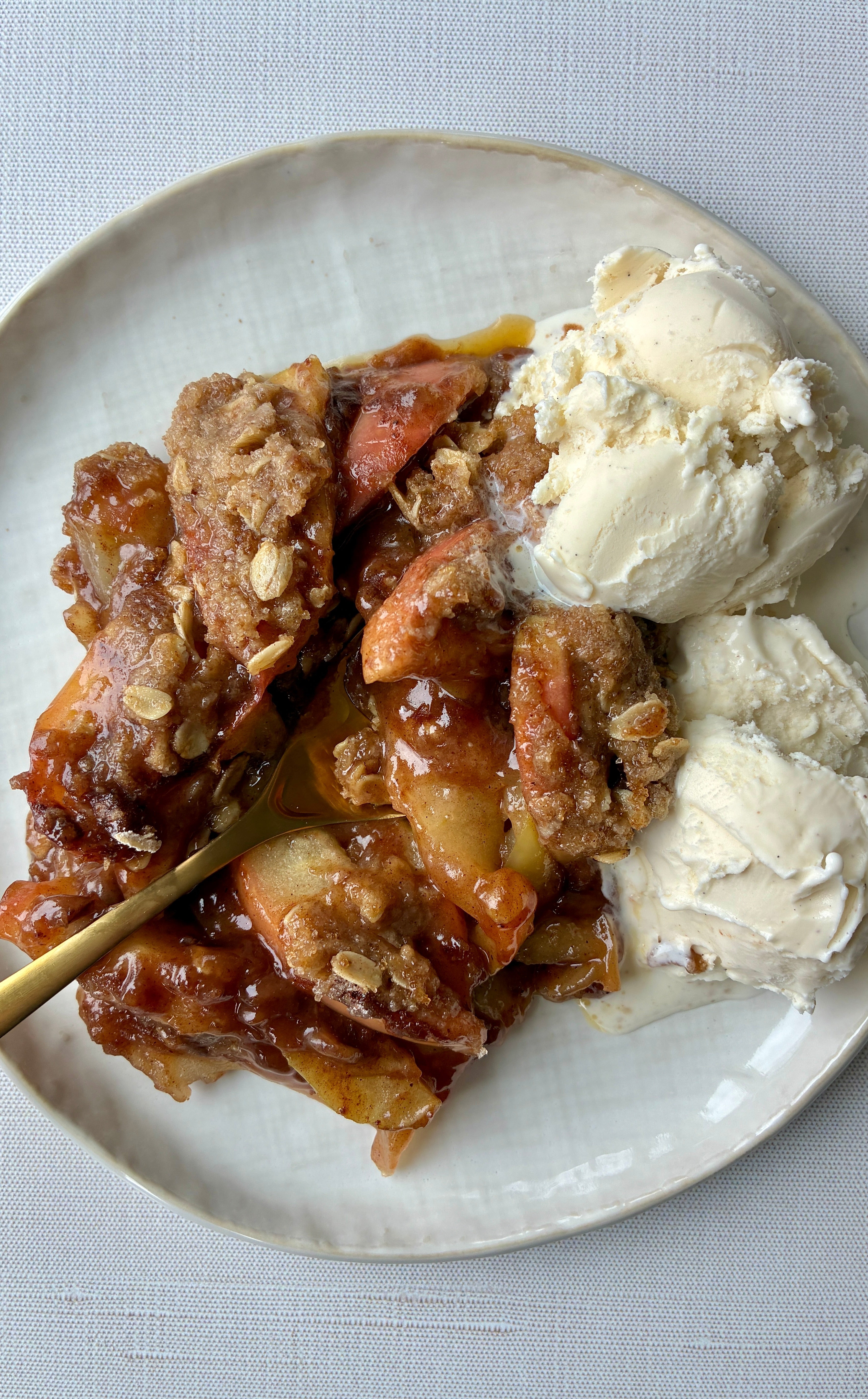 Cardiff Apple Crumble